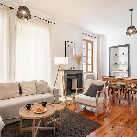 Appartement Spacieux Et Chaleureux Coeur De Ville Chambéry Kültér fotó