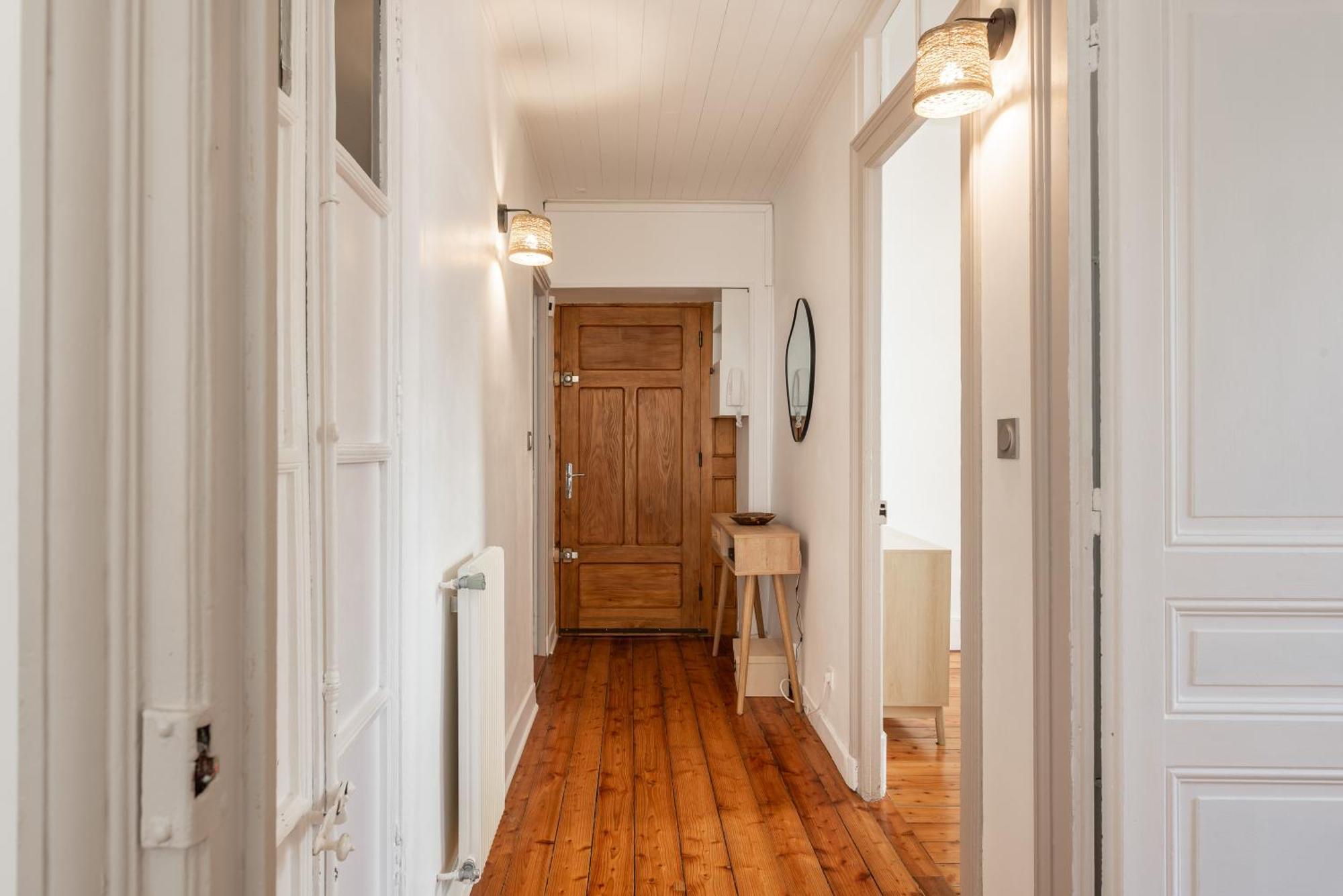 Appartement Spacieux Et Chaleureux Coeur De Ville Chambéry Kültér fotó